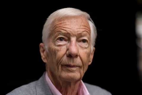 Lester Piggott dead – Horse racing jockey who won Epsom derby nine times dies aged 86