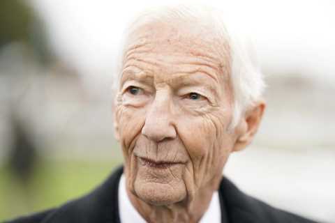 Epsom Derby 2022: The Cazoo Derby to be renamed in honour of late jockey Lester Piggott who died aged 86 at the weekend