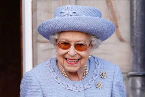 Will the Queen finally achieve lifelong dream of winning Epsom Derby? Her ‘impressive’ horse all the rage for big race