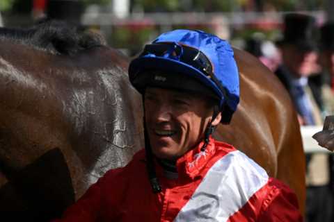 Back Frankie Dettori to win on Inspiral and Emily Upjohn with EXCLUSIVE Paddy Power price boost