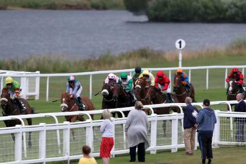 ‘There’s nothing left’ – Race ABANDONED due to lack of runners for first time in its history as course left in despair
