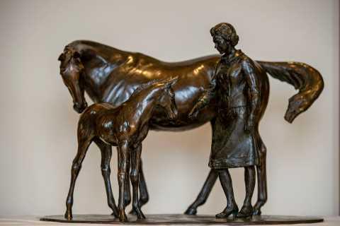 Queen Elizabeth II statue sells for £173,000 as rich businessman buyer reveals amazing reason behind huge purchase