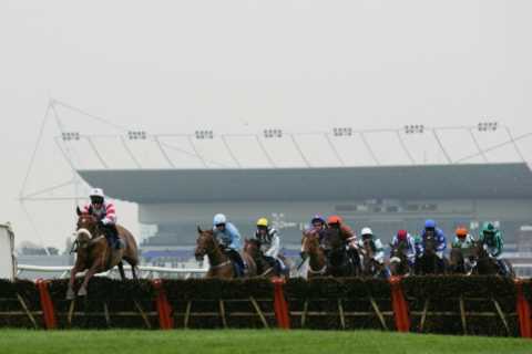 Breaking with tradition can be healthy… so I think it’s time we moved the King George away from Kempton Park
