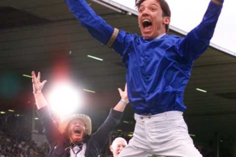 Legendary grey racehorse Frankie Dettori loved dies aged 29 – just two weeks before his birthday