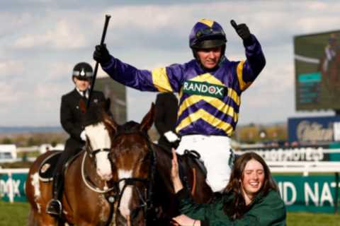 Favourite Corach Rambler wins delayed Grand National after bolting up for Scottish trainer Lucinda Russell