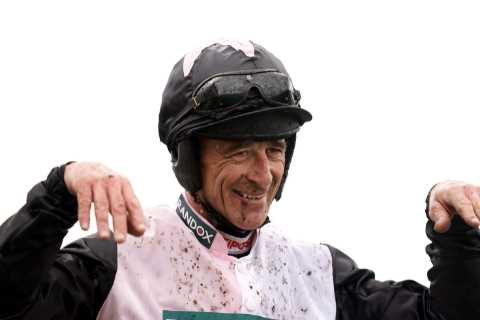 Matt Chapman: Davy Russell, Tom Marquand and Hollie Doyle – awesome jockeys come in all shapes and sizes
