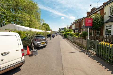 We live next to Royal Ascot racecourse & it can be utter carnage… but the worst problems come when the races are NOT on