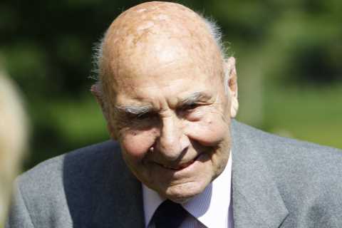 Legendary horse trainer Martin Tate, famed for landing huge Cheltenham Festival punts, dies aged 99