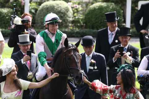 Record-breaking Royal Ascot winner who earned owners £8,000 per second set to make Newmarket return