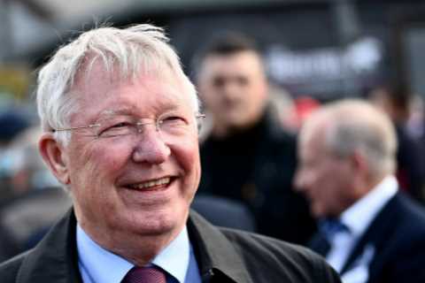 Sir Alex Ferguson names Hampden Park as the best atmosphere, but will his horse make an impression at Kempton?