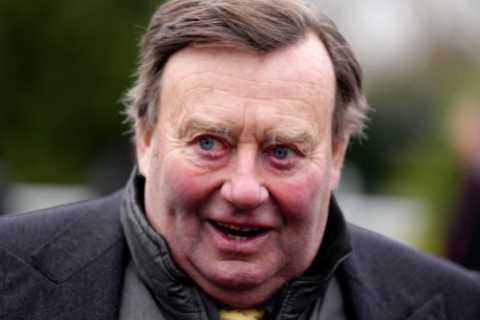 Nicky Henderson Emerges as Early Winner at Cheltenham Festival Day Two
