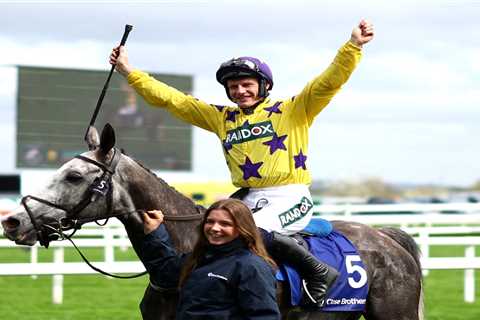 Mullins unleashes 'extraordinary' comeback star in epic Sandown title grab